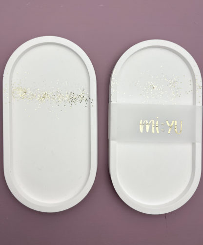 Dekotablett mit goldenem Glitzerkonfetti_2