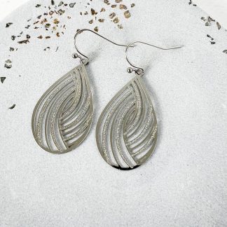 Edelstahl tropfen silber